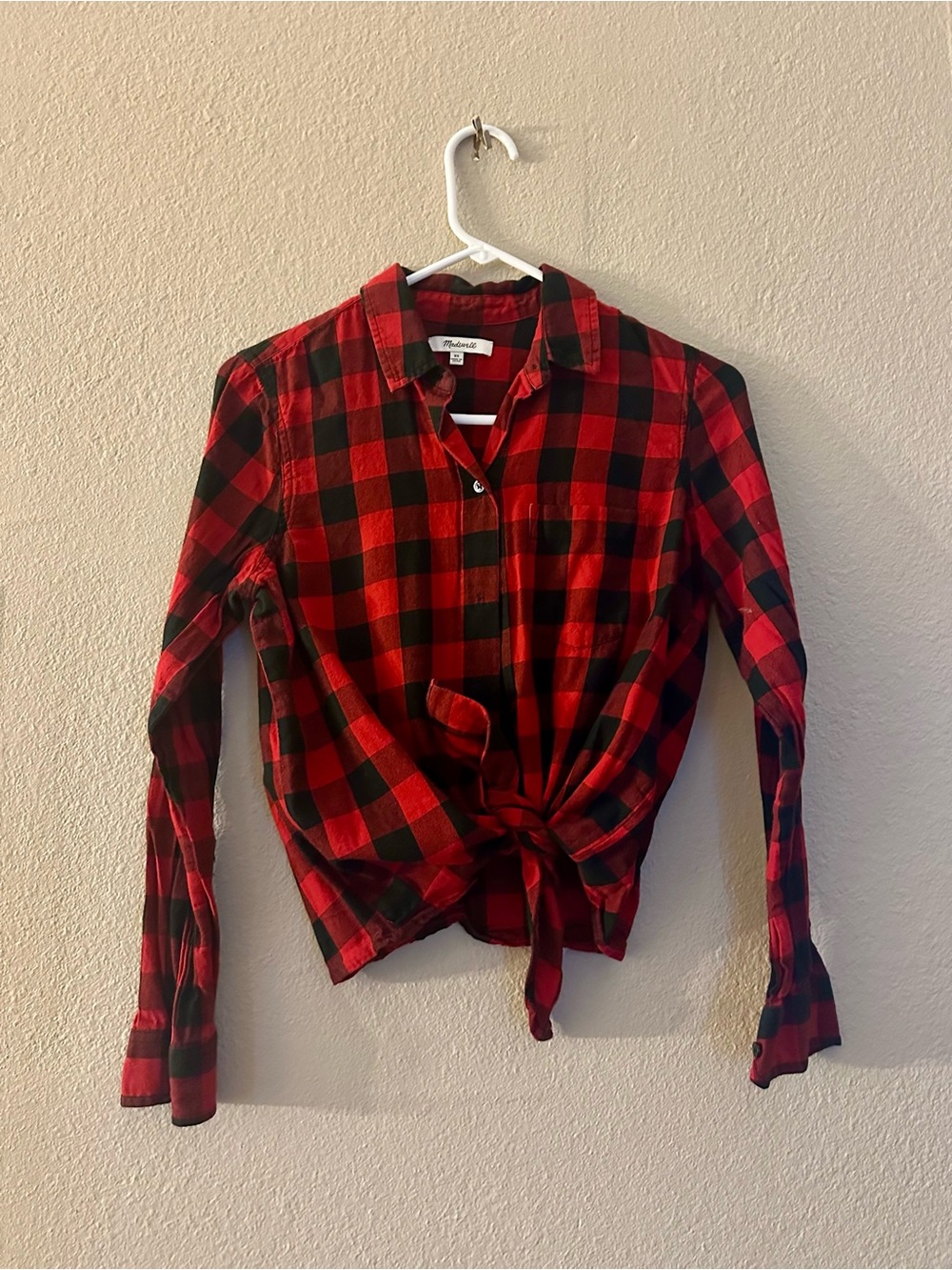 Madewell Flannel Red and Black Plaid Tie-Front Button-Up Shirt